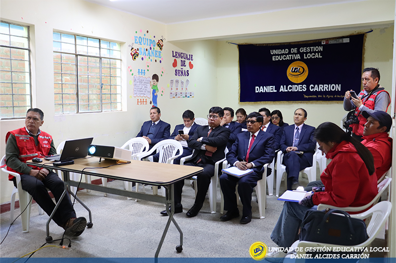 Director de la UGEL DAC y Jefe Territorial Pasco del Programa Juntos, firman Acuerdos de Interoperatividad en educación  